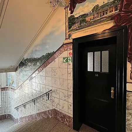 Hotel Zu Den Linden 2*