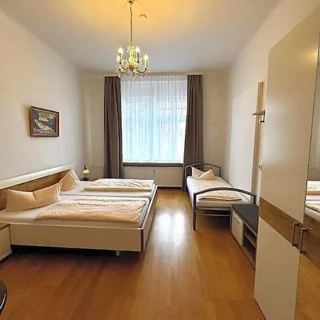 추 덴 린덴 2* 드레스덴