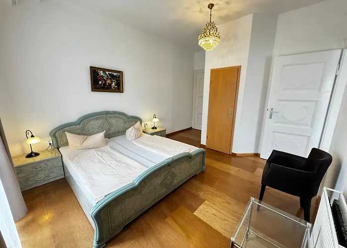 Zu Den Linden Дрезден