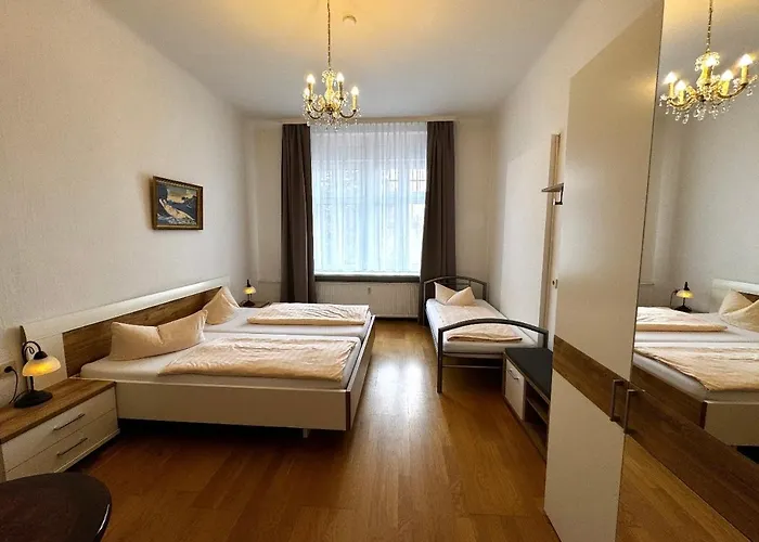 Zu Den Linden 2* Дрезден